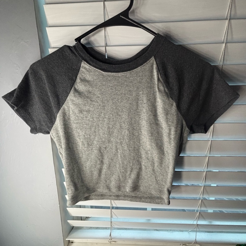Hollister Gray and Dark Gray Crop Top